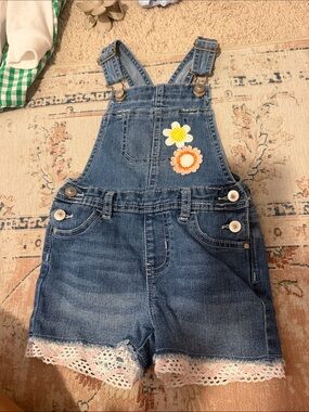 wonder nation Blue Denim Short Overalls with Daisy Applique